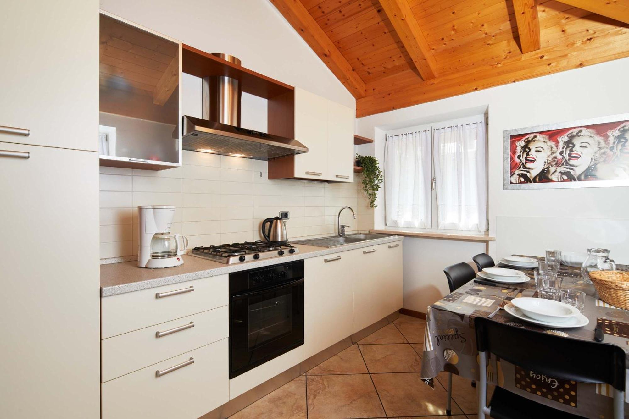 Bella Villa Apartments Riva del Garda Exterior photo