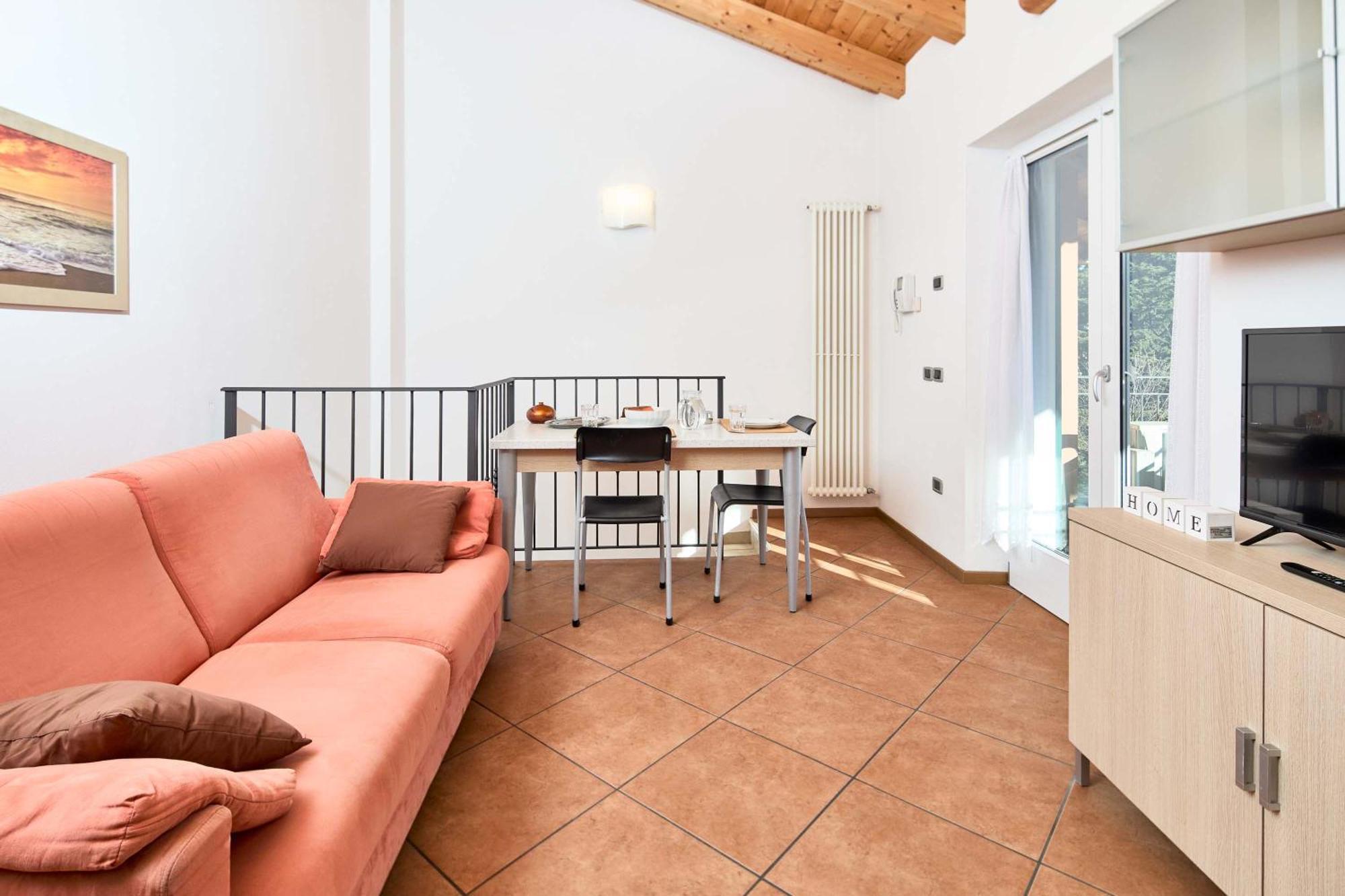 Bella Villa Apartments Riva del Garda Exterior photo
